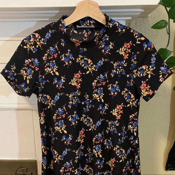 Mock Turtleneck Cotton Floral Dress - Picture 2 of 6